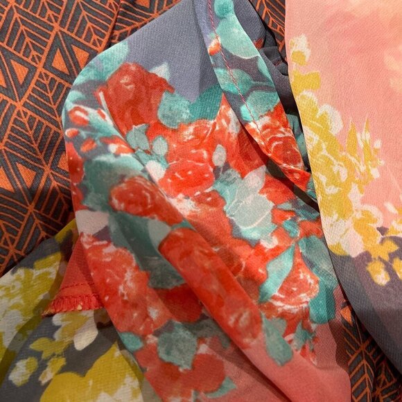 Signature Studio SZ M Ivory Colorful Bow Button Front Top Romantic Casual Dressy - Picture 7 of 9